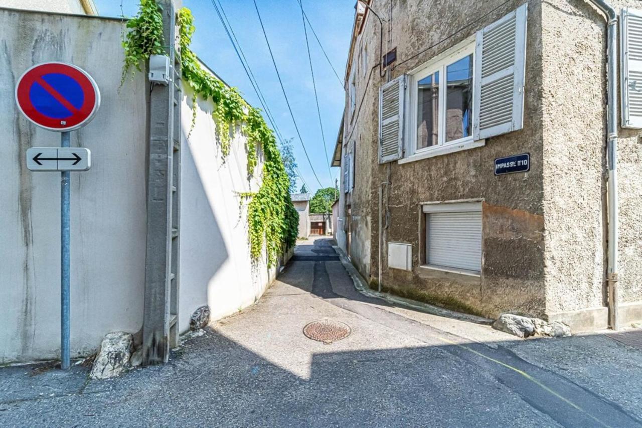 Cozy Studio Near Lyon Sainte-Foy-Les-Lyon Exterior photo